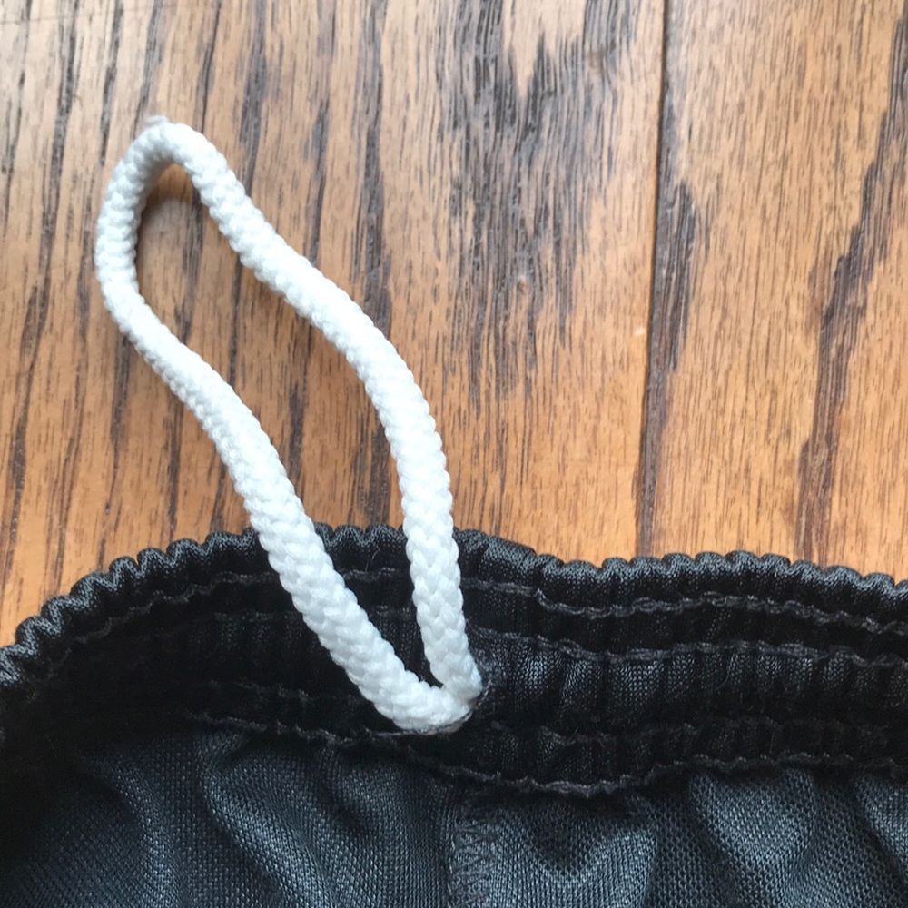 Black Athletic Shorts with Drawstring Youth Medium - Picture 3 of 4